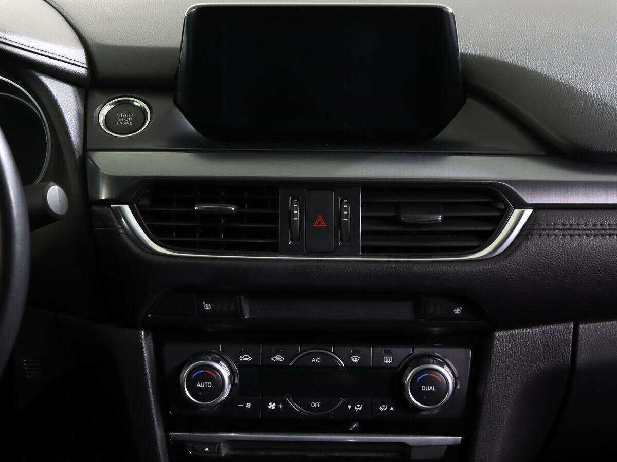 Mazda 6 с пробегом — 2018 год. Фото: #11