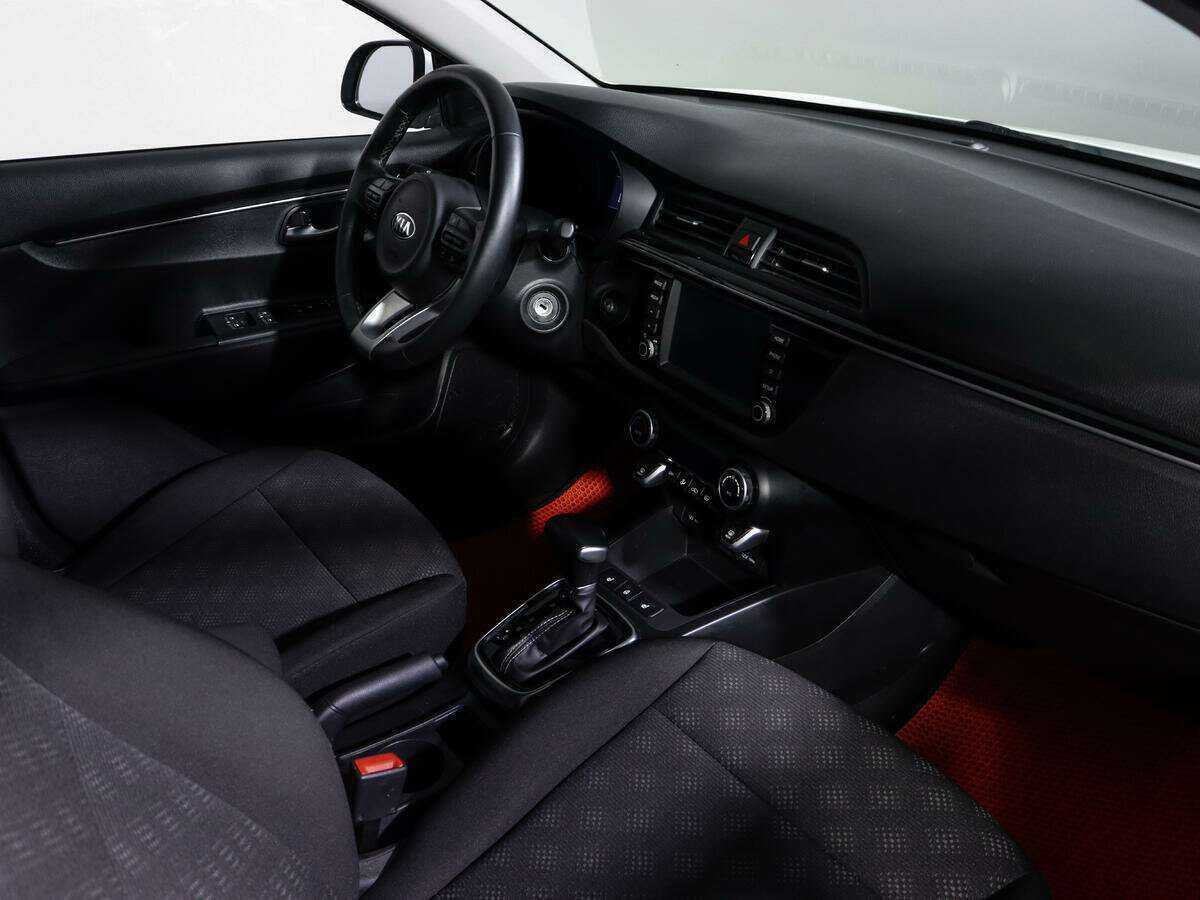 Kia Rio с пробегом — 2019 год. Фото: #8