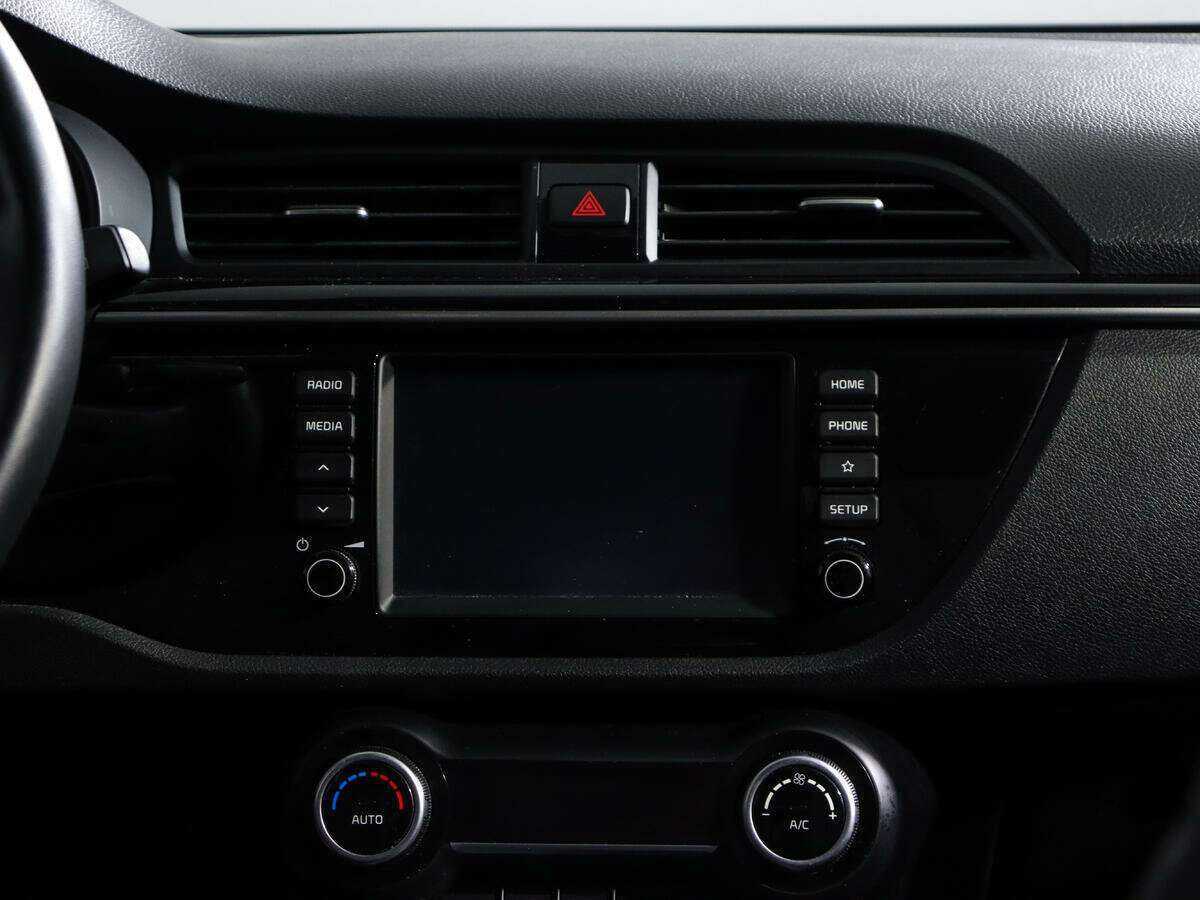 Kia Rio с пробегом — 2019 год. Фото: #12