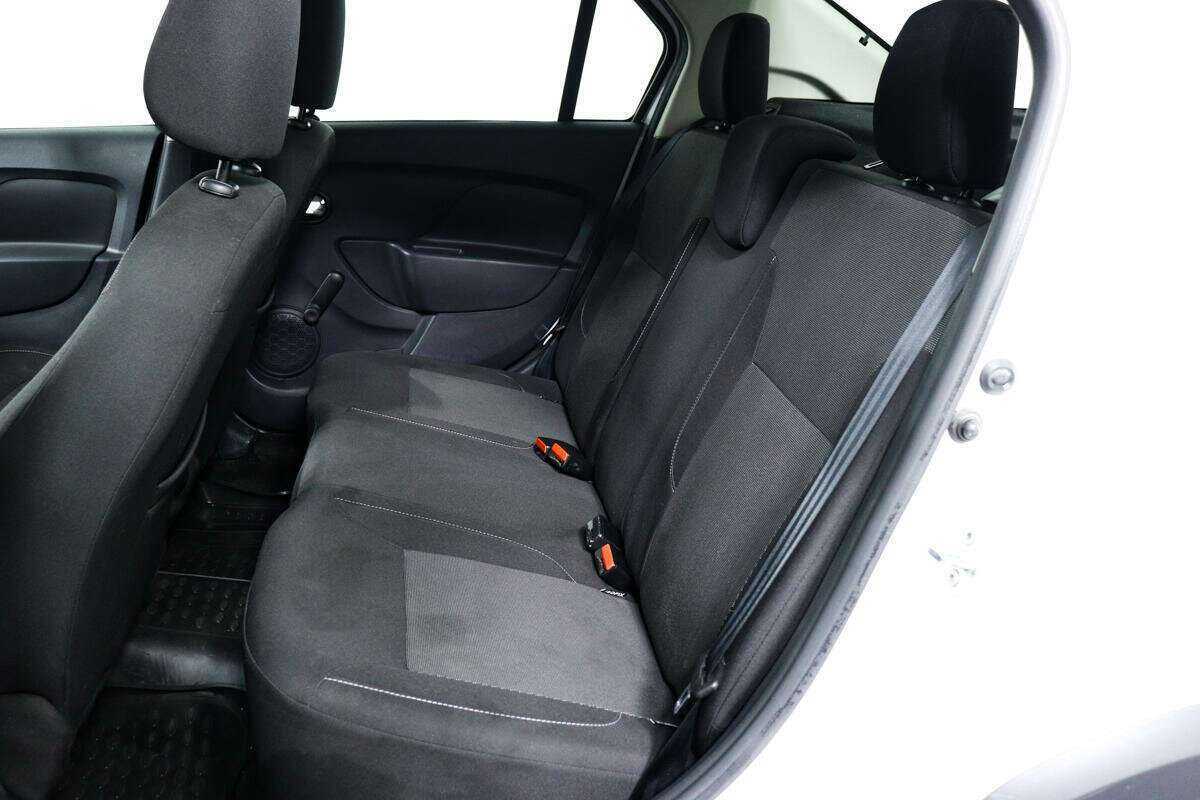 Renault Logan с пробегом — 2020 год. Фото: #11