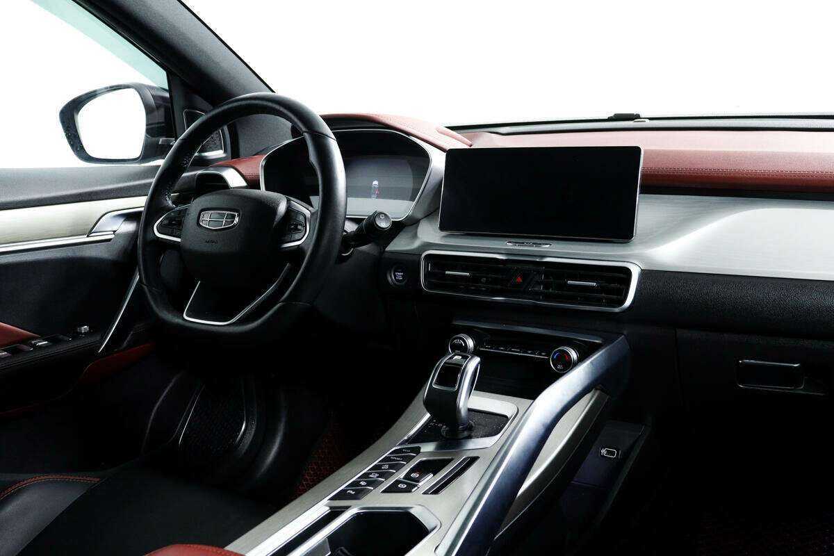 Geely Coolray с пробегом — 2021 год. Фото: #8