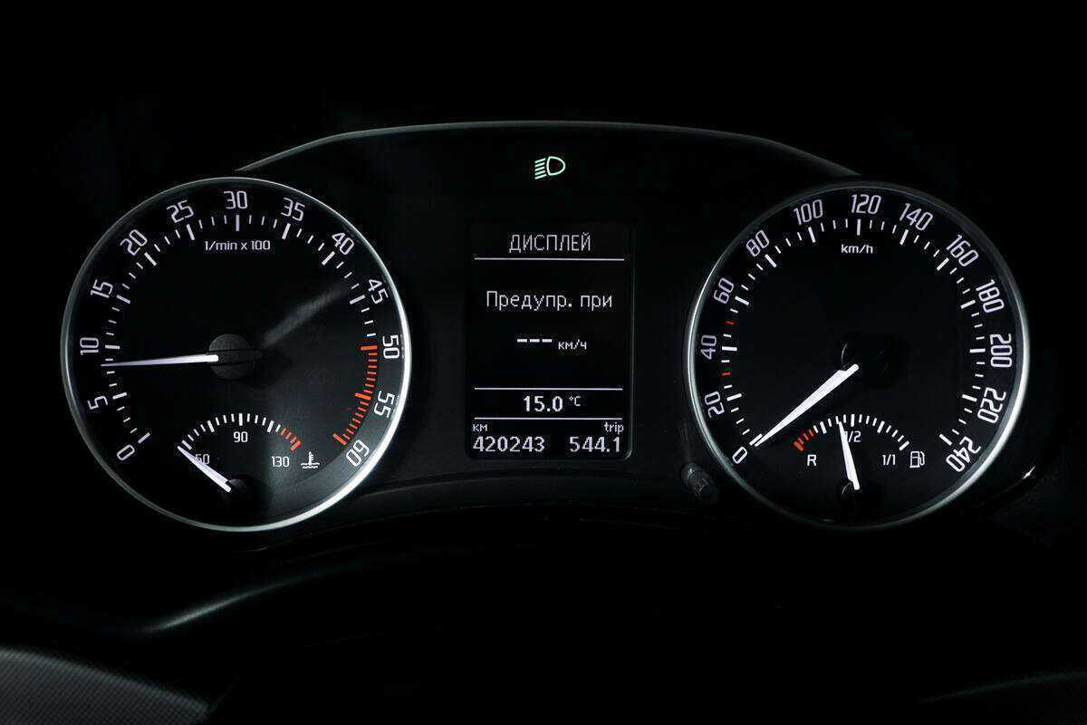 Skoda Octavia с пробегом — 2012 год. Фото: #9