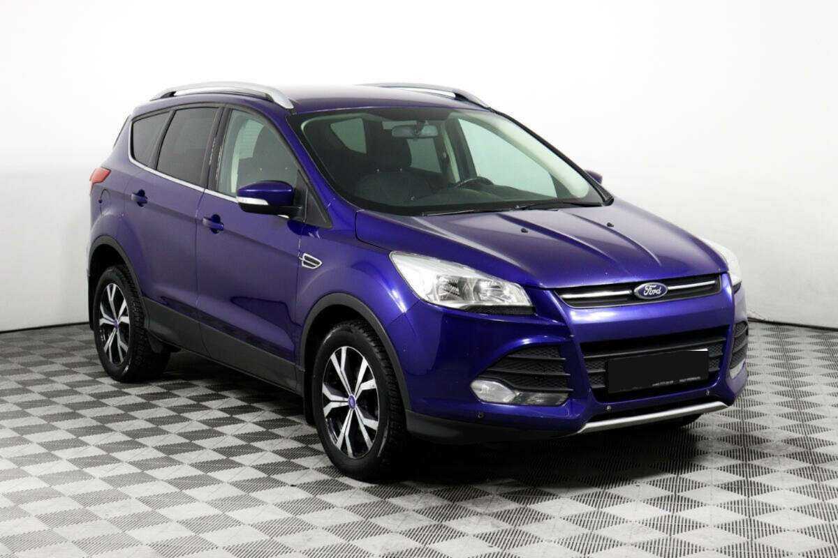 Ford Kuga с пробегом — 2015 год. Фото: #2