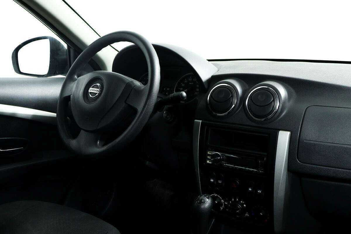 Nissan Almera с пробегом — 2014 год. Фото: #8