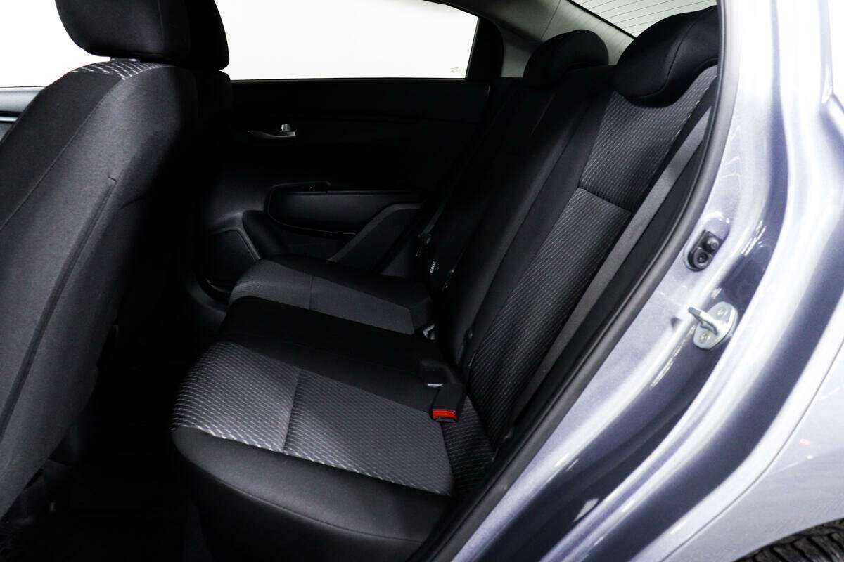 Kia Rio с пробегом — 2020 год. Фото: #11