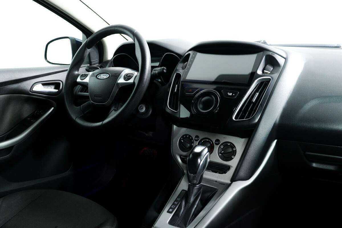 Ford Focus с пробегом — 2012 год. Фото: #8