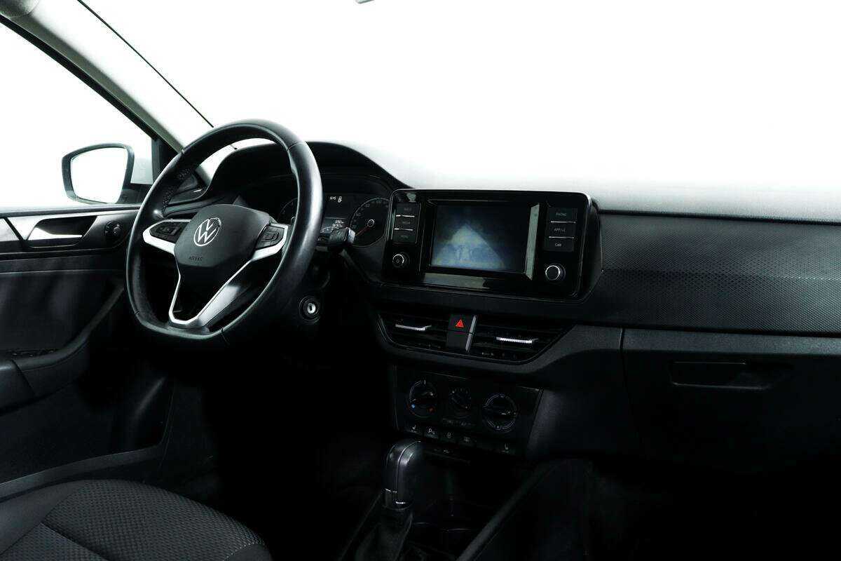 Volkswagen Polo с пробегом — 2020 год. Фото: #8