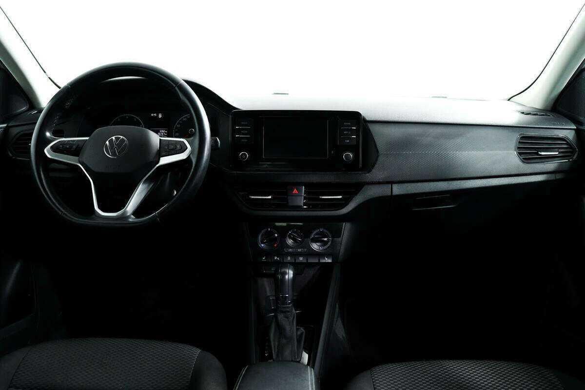 Volkswagen Polo с пробегом — 2020 год. Фото: #10