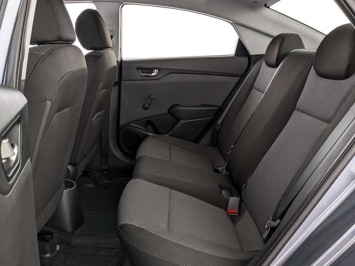 Hyundai Solaris с пробегом — 2019 год. Фото: #12