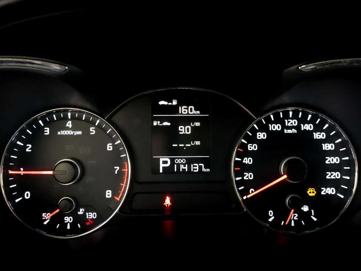 Kia Cerato с пробегом — 2015 год. Фото: #10