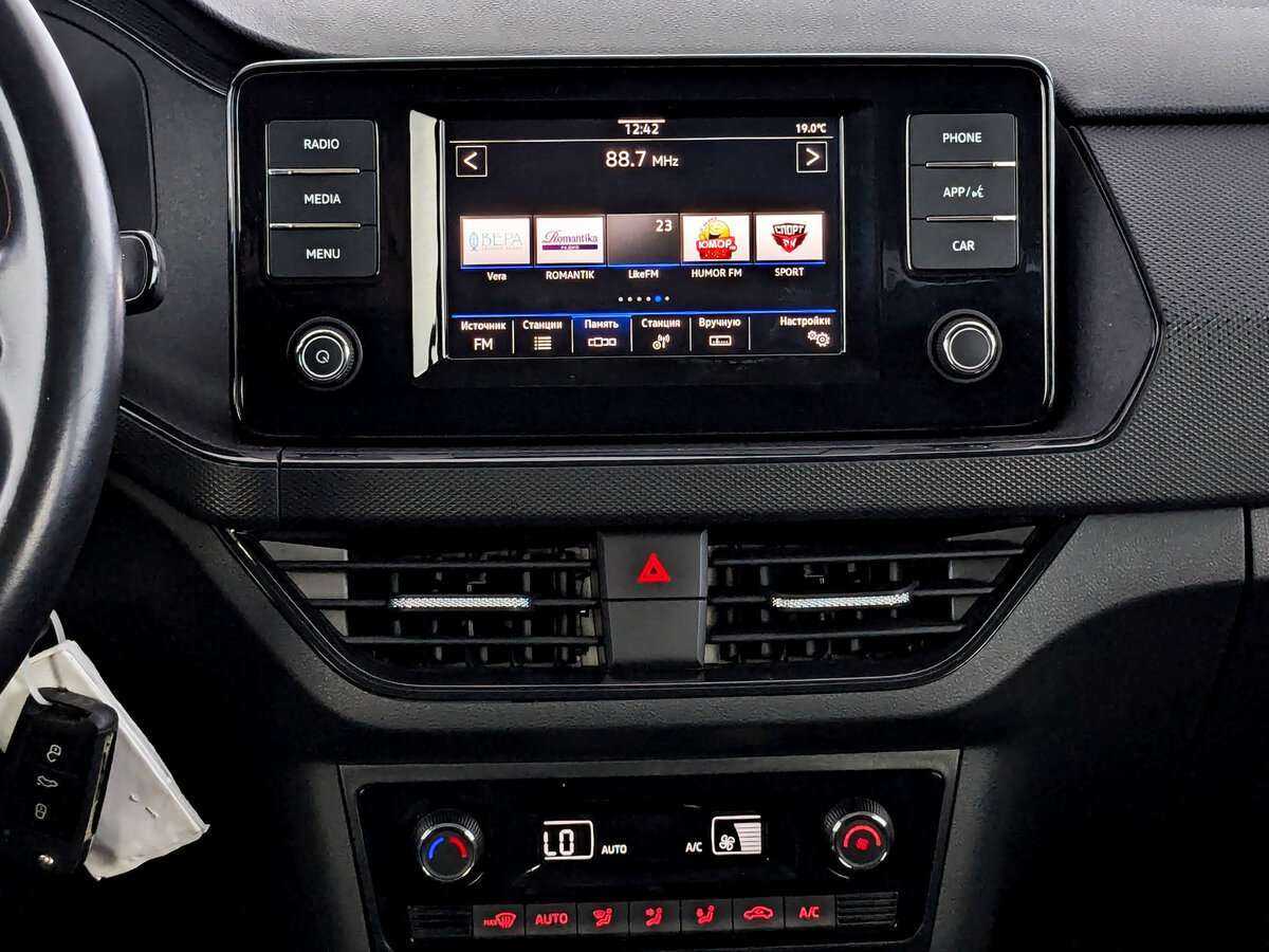 Volkswagen Polo с пробегом — 2020 год. Фото: #14