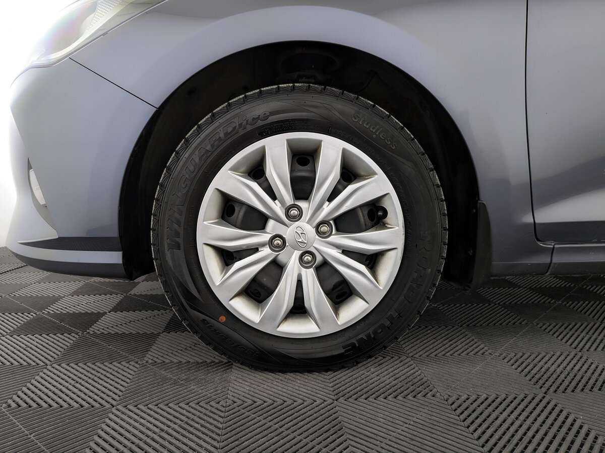 Hyundai Solaris с пробегом — 2021 год. Фото: #11