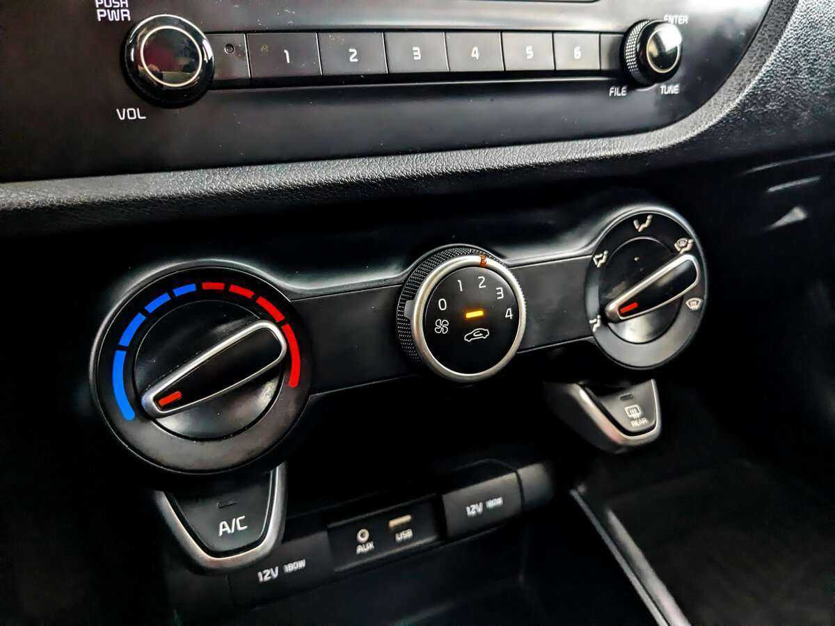 Kia Rio с пробегом — 2019 год. Фото: #19