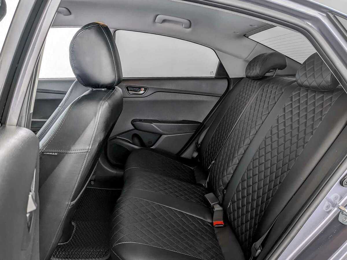 Hyundai Solaris с пробегом — 2021 год. Фото: #9