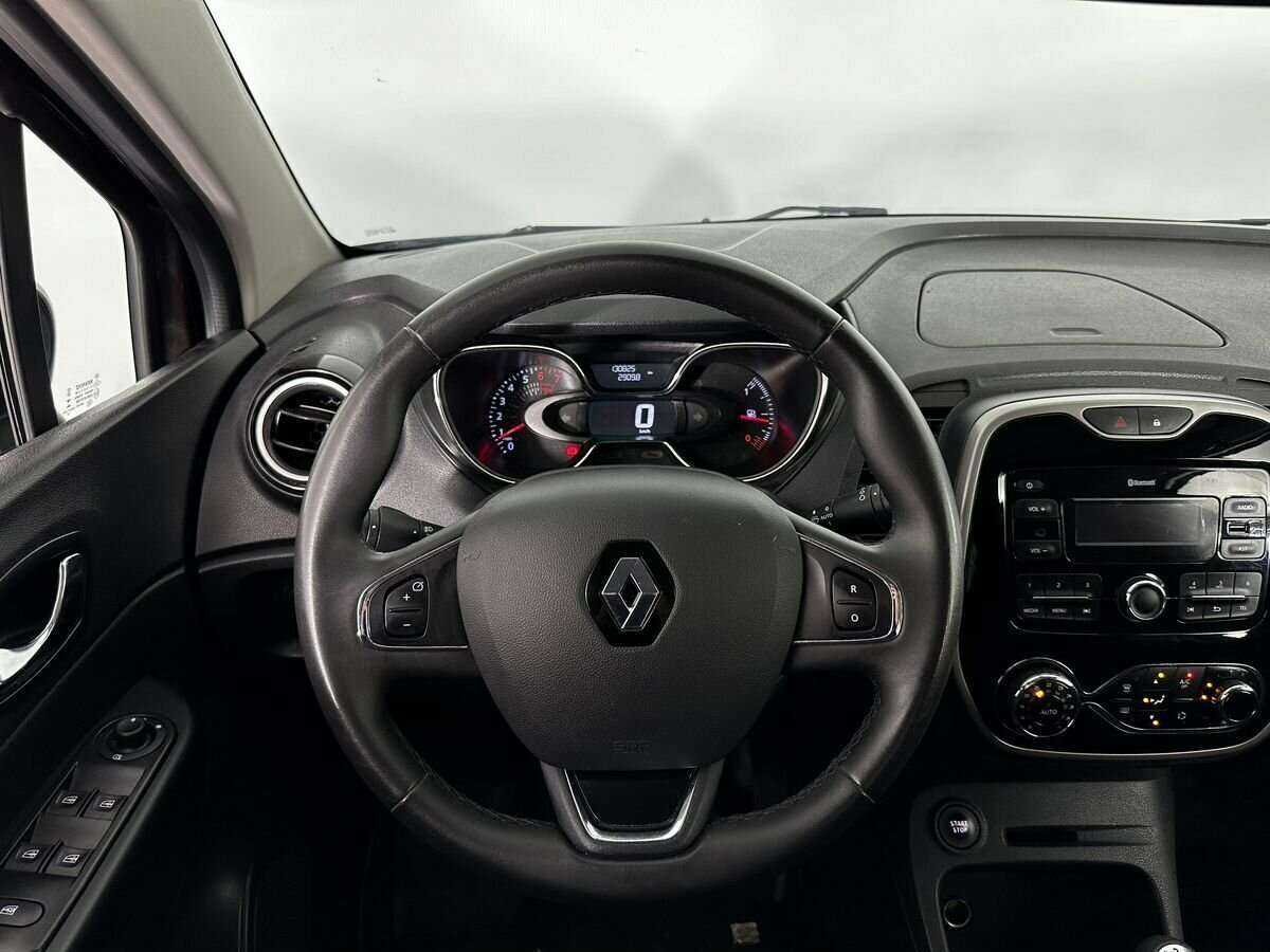 Renault Kaptur с пробегом — 2017 год. Фото: #9
