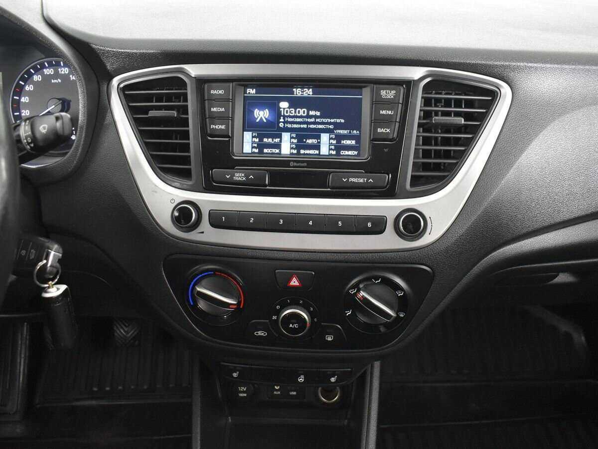 Hyundai Solaris с пробегом — 2018 год. Фото: #13