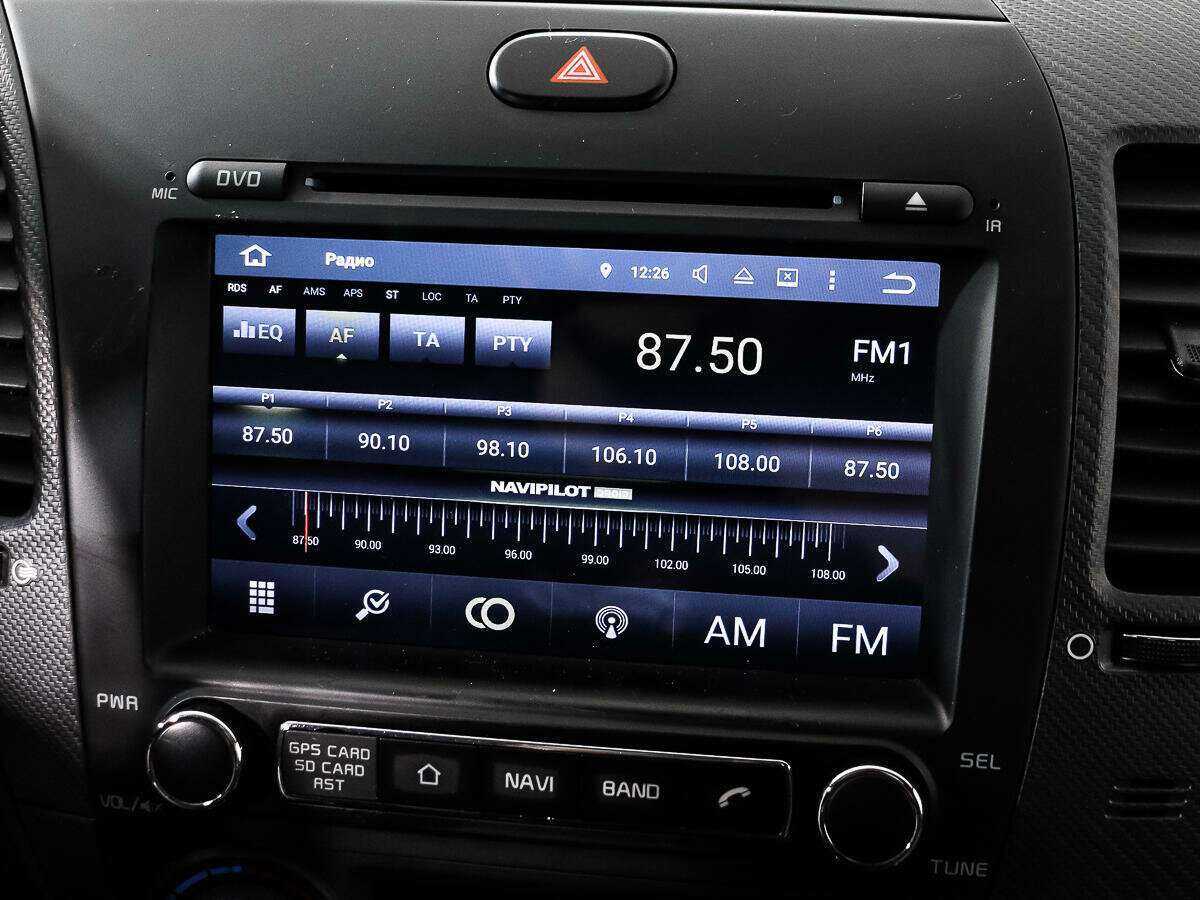 Kia Cerato с пробегом — 2017 год. Фото: #12