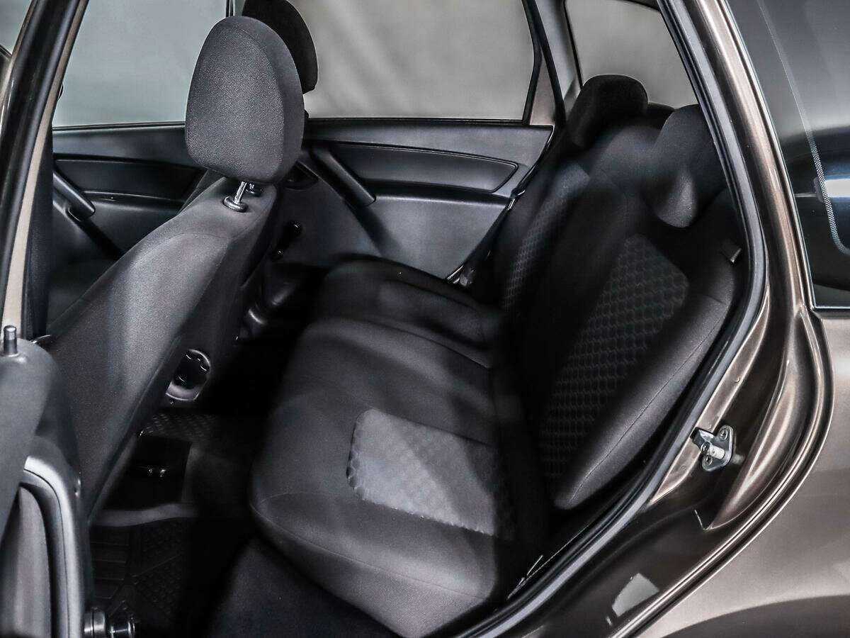 Lada (ВАЗ) Granta с пробегом — 2021 год. Фото: #9