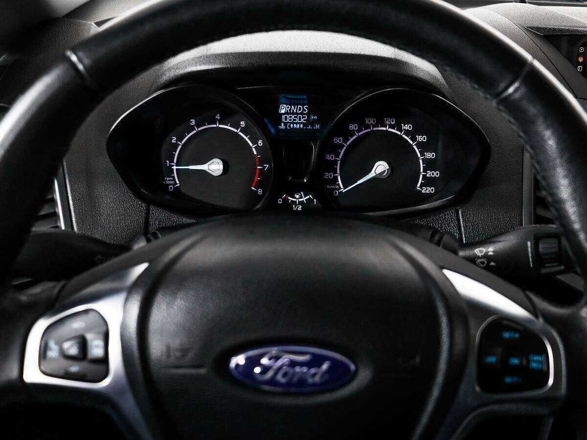 Ford EcoSport с пробегом — 2015 год. Фото: #15