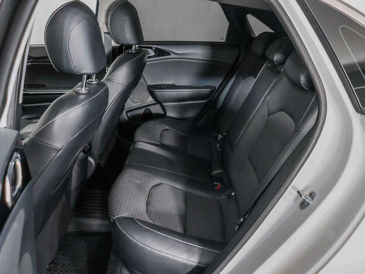 Kia Ceed с пробегом — 2018 год. Фото: #12