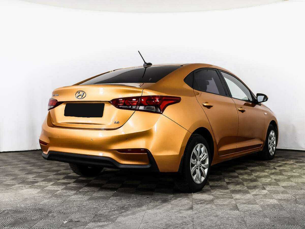 Hyundai Solaris с пробегом — 2017 год. Фото: #3