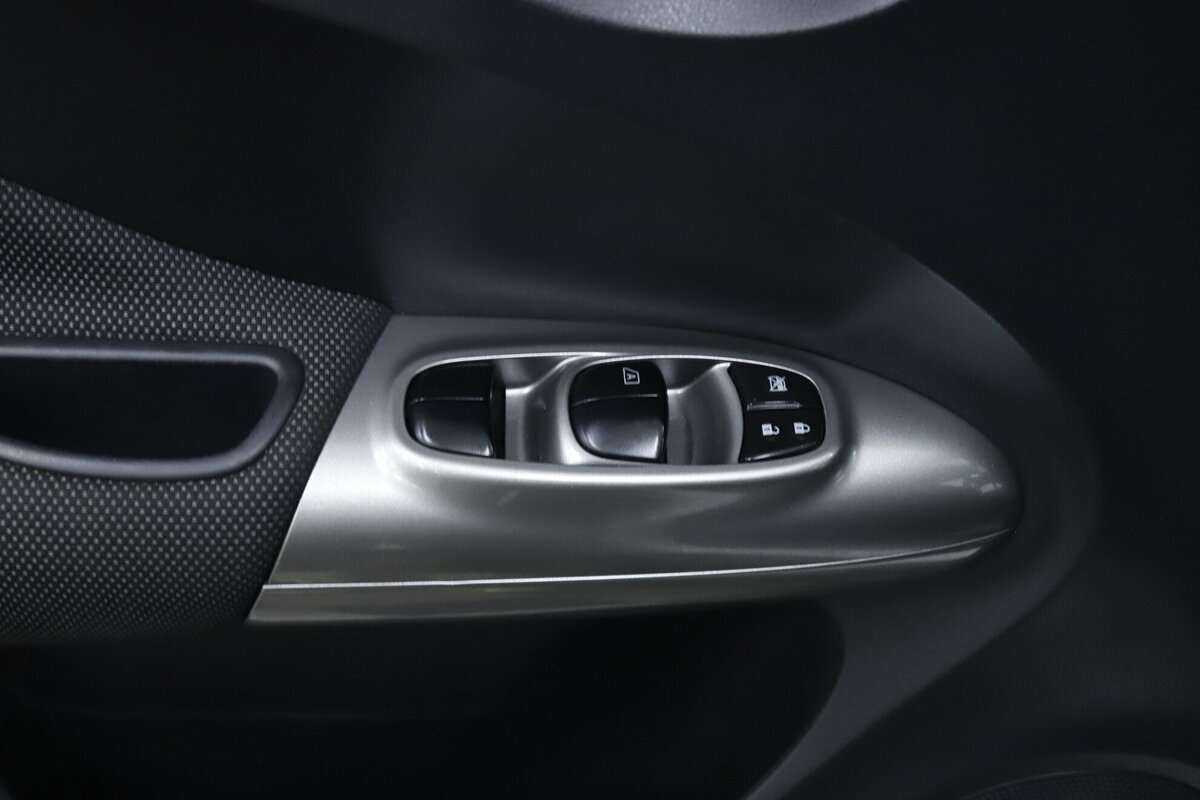 Nissan Juke с пробегом — 2014 год. Фото: #9