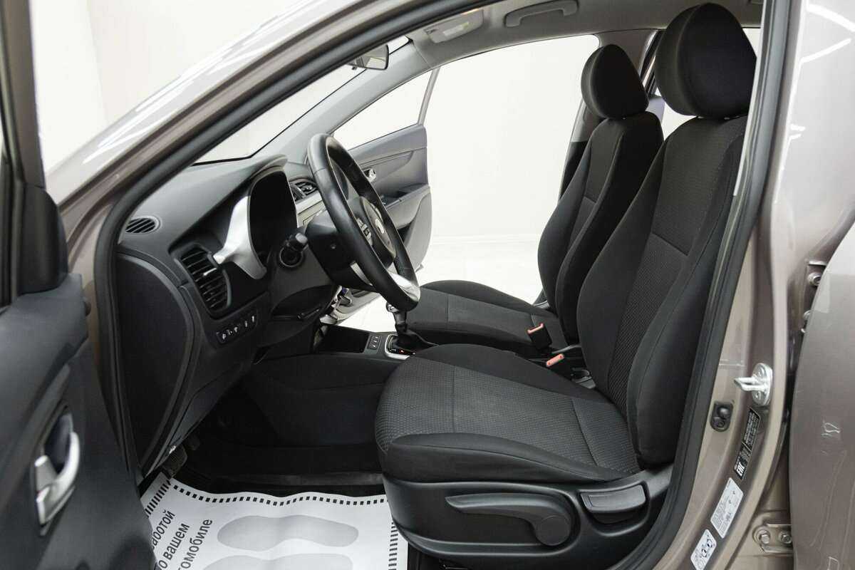 Kia Rio с пробегом — 2021 год. Фото: #6