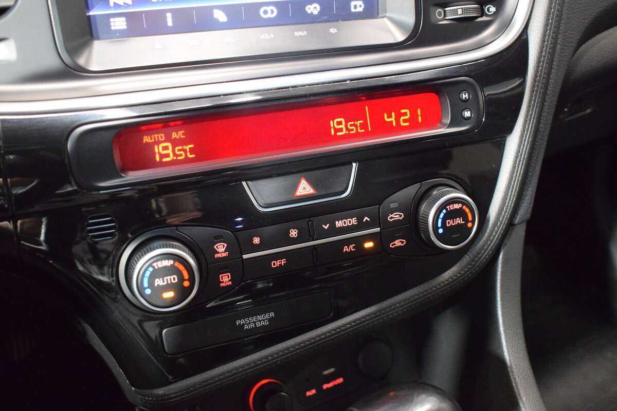 Kia Optima с пробегом — 2015 год. Фото: #19