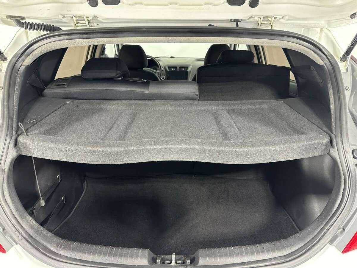 Hyundai Solaris с пробегом — 2016 год. Фото: #16