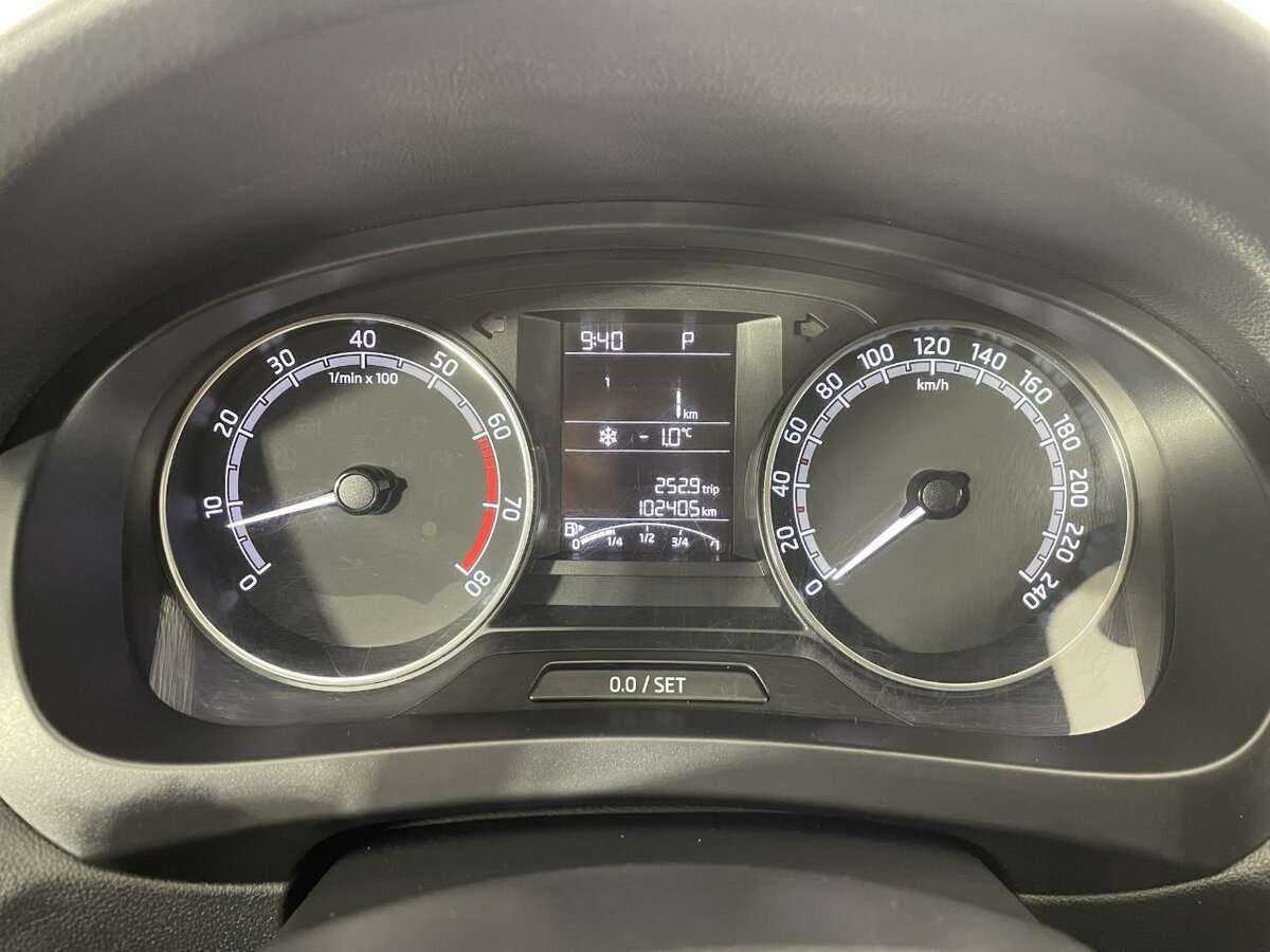 Skoda Rapid с пробегом — 2019 год. Фото: #10