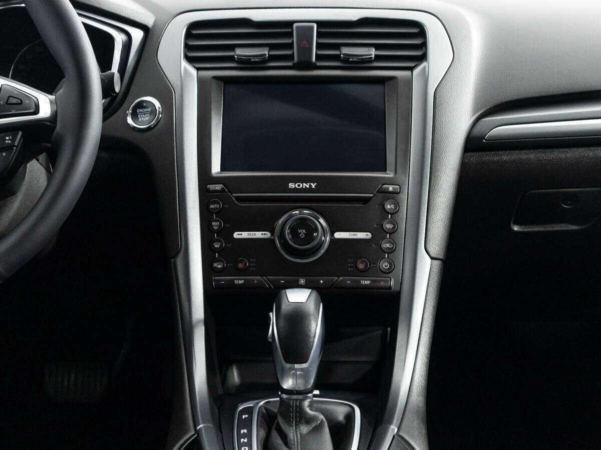 Ford Mondeo с пробегом — 2017 год. Фото: #12