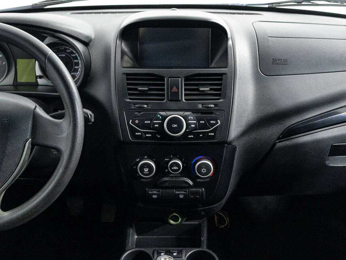 Lada (ВАЗ) Kalina с пробегом — 2014 год. Фото: #13