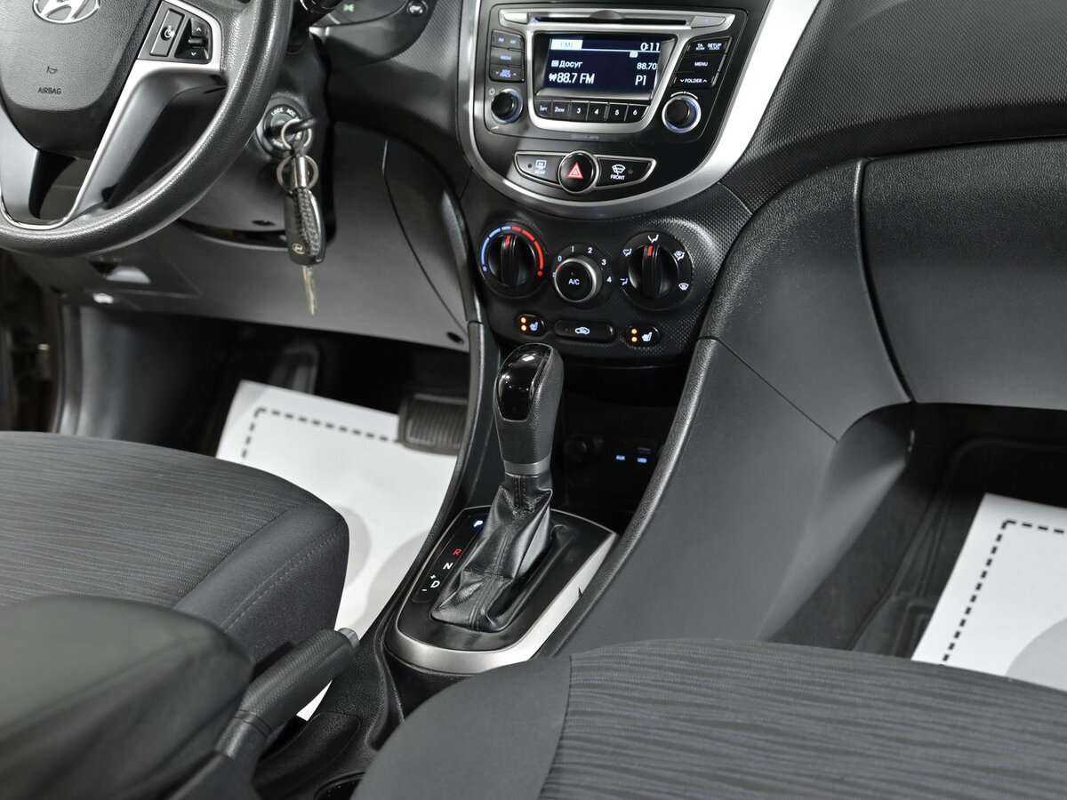 Hyundai Solaris с пробегом — 2016 год. Фото: #5