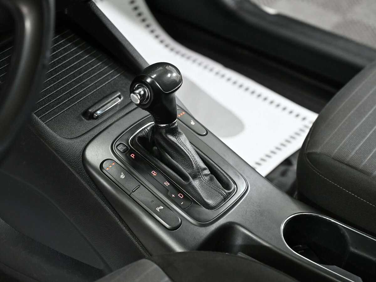 Kia Cerato с пробегом — 2015 год. Фото: #10