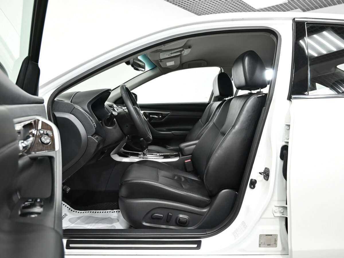 Nissan Teana с пробегом — 2014 год. Фото: #4