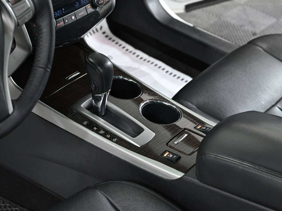 Nissan Teana с пробегом — 2014 год. Фото: #10