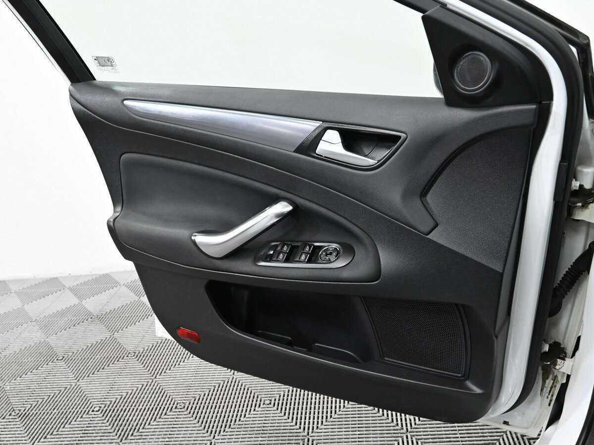 Ford Mondeo с пробегом — 2014 год. Фото: #5