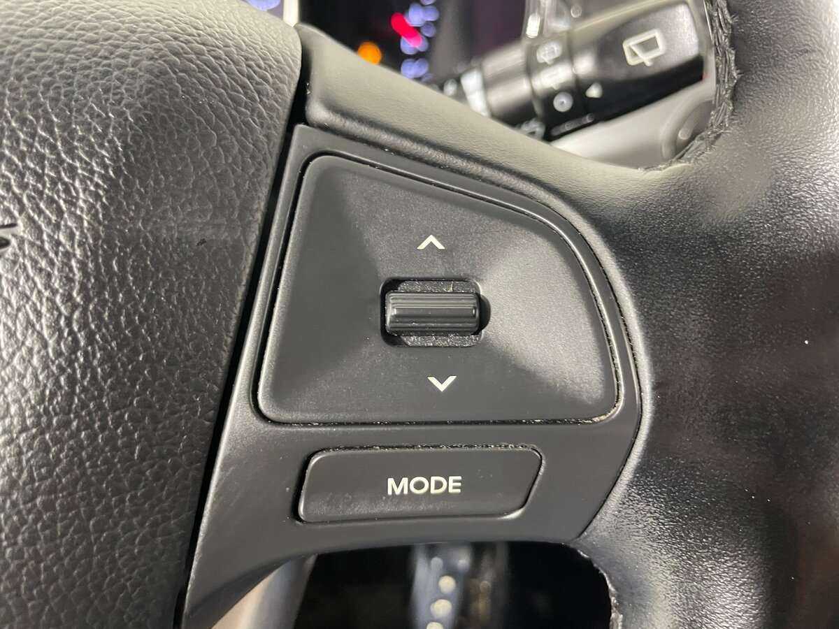 Kia Rio с пробегом — 2014 год. Фото: #18