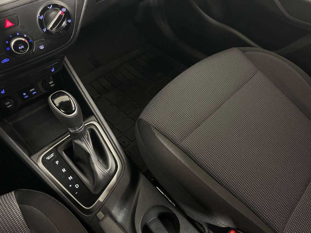 Hyundai Solaris с пробегом — 2017 год. Фото: #13