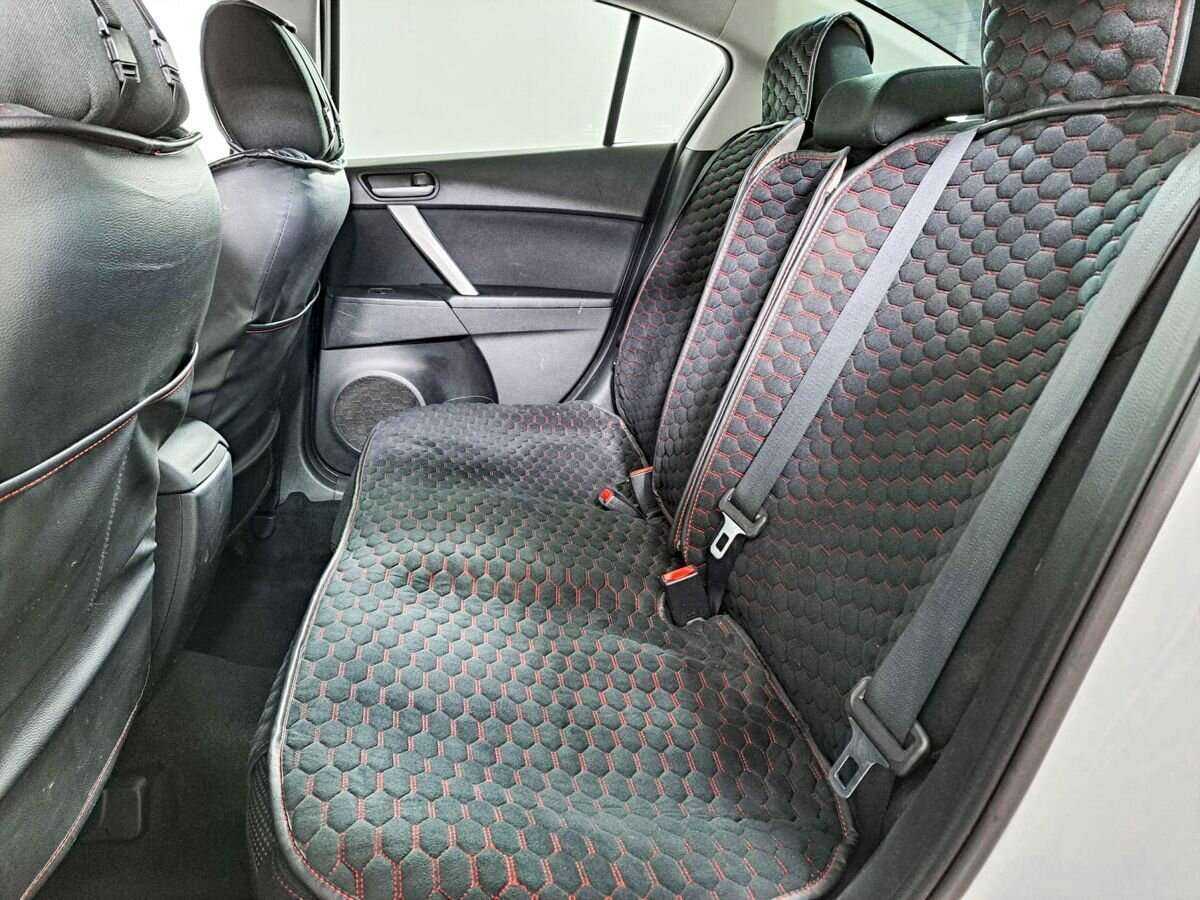 Mazda 3 с пробегом — 2013 год. Фото: #11