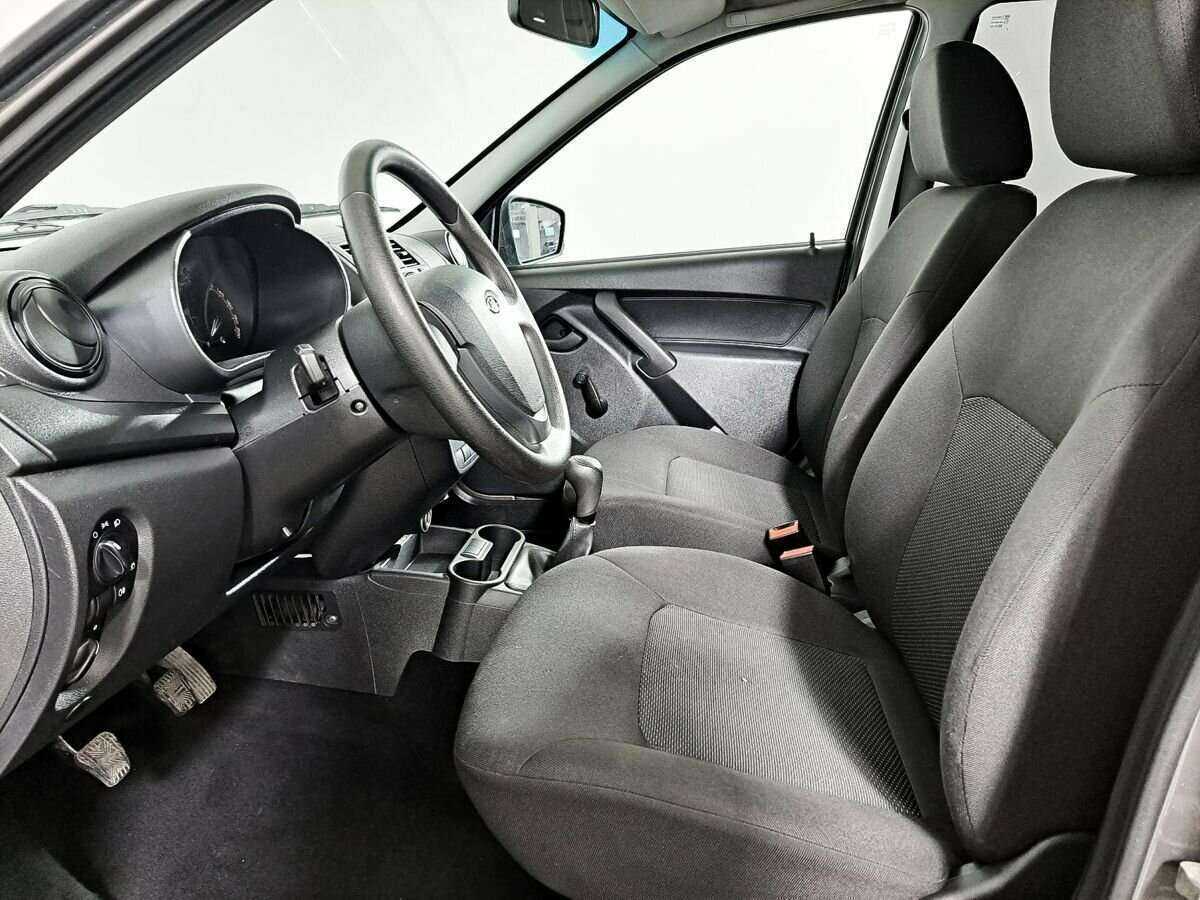 Lada (ВАЗ) Granta с пробегом — 2019 год. Фото: #13