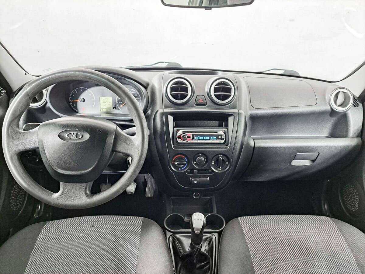 Lada (ВАЗ) Granta с пробегом — 2017 год. Фото: #12