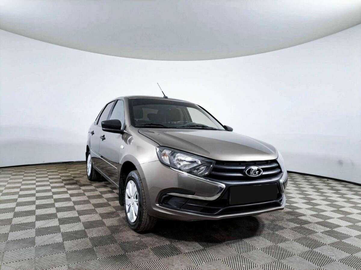 Lada (ВАЗ) Granta с пробегом — 2021 год. Фото: #2