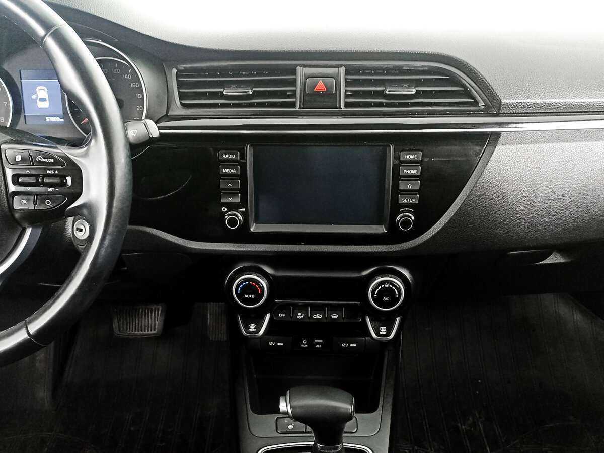 Kia Rio с пробегом — 2018 год. Фото: #12