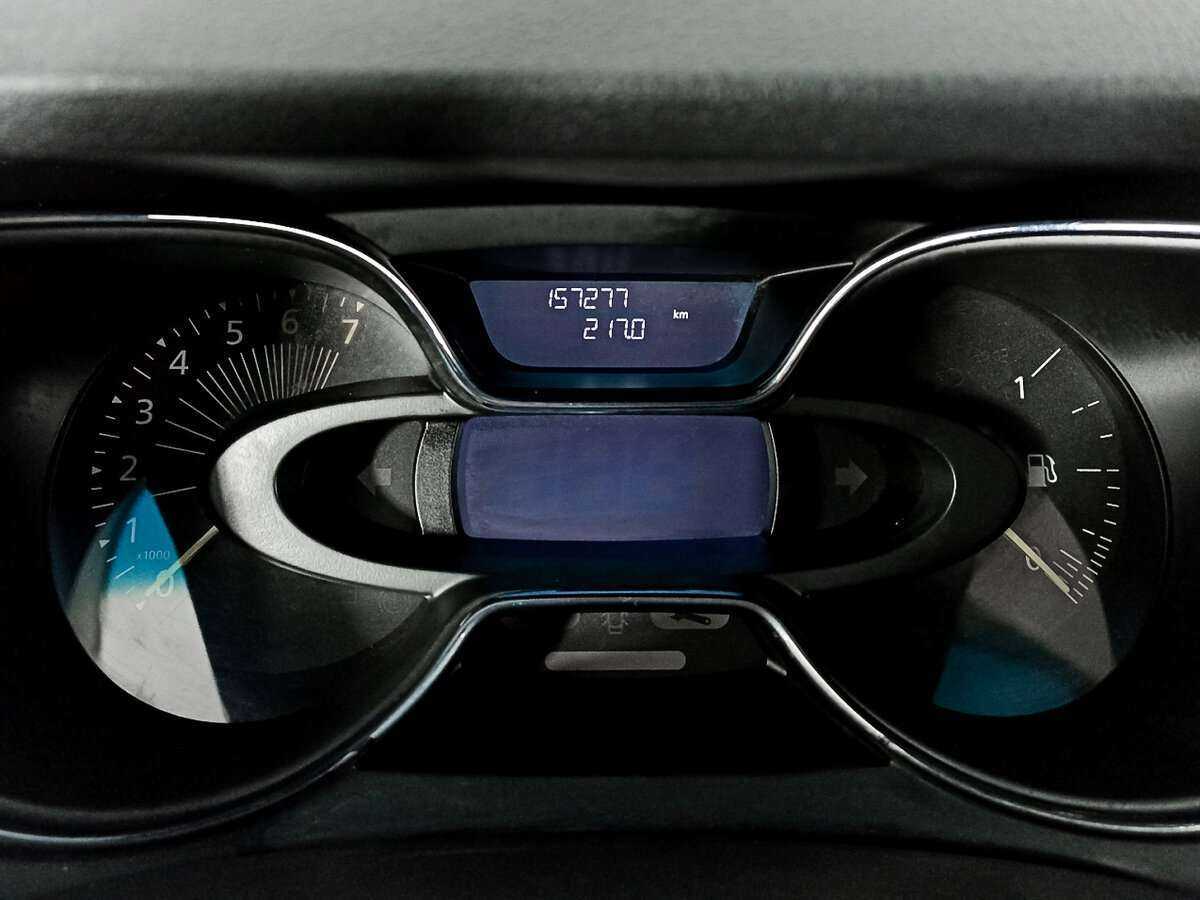 Renault Kaptur с пробегом — 2016 год. Фото: #8