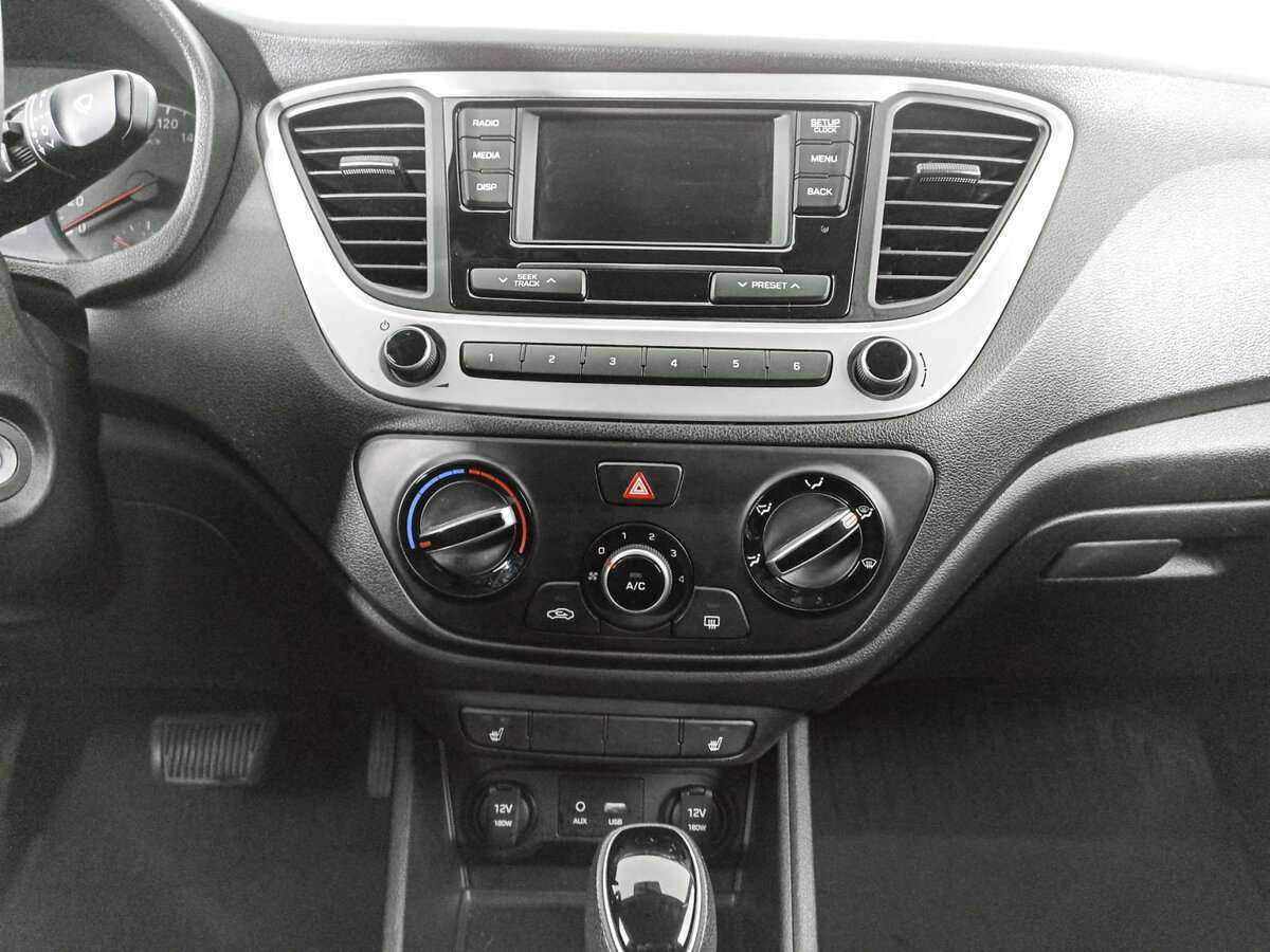 Hyundai Solaris с пробегом — 2018 год. Фото: #12