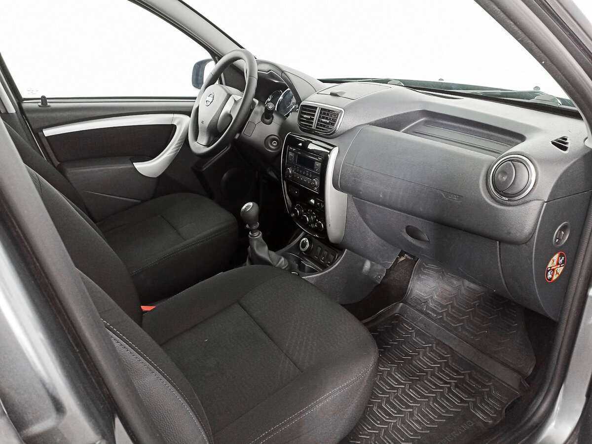 Nissan Terrano с пробегом — 2016 год. Фото: #8