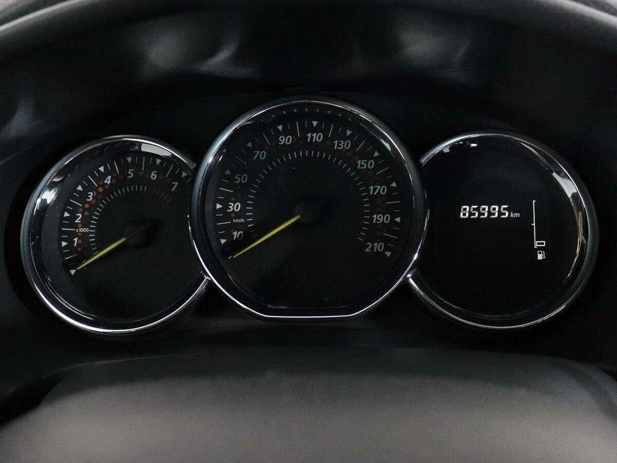 Renault Logan с пробегом — 2020 год. Фото: #9