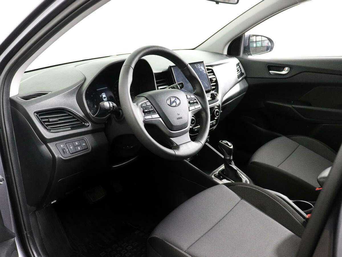 Hyundai Solaris с пробегом — 2021 год. Фото: #7