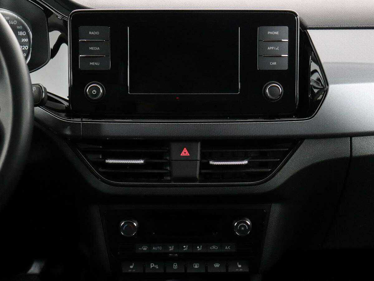 Volkswagen Polo с пробегом — 2022 год. Фото: #11